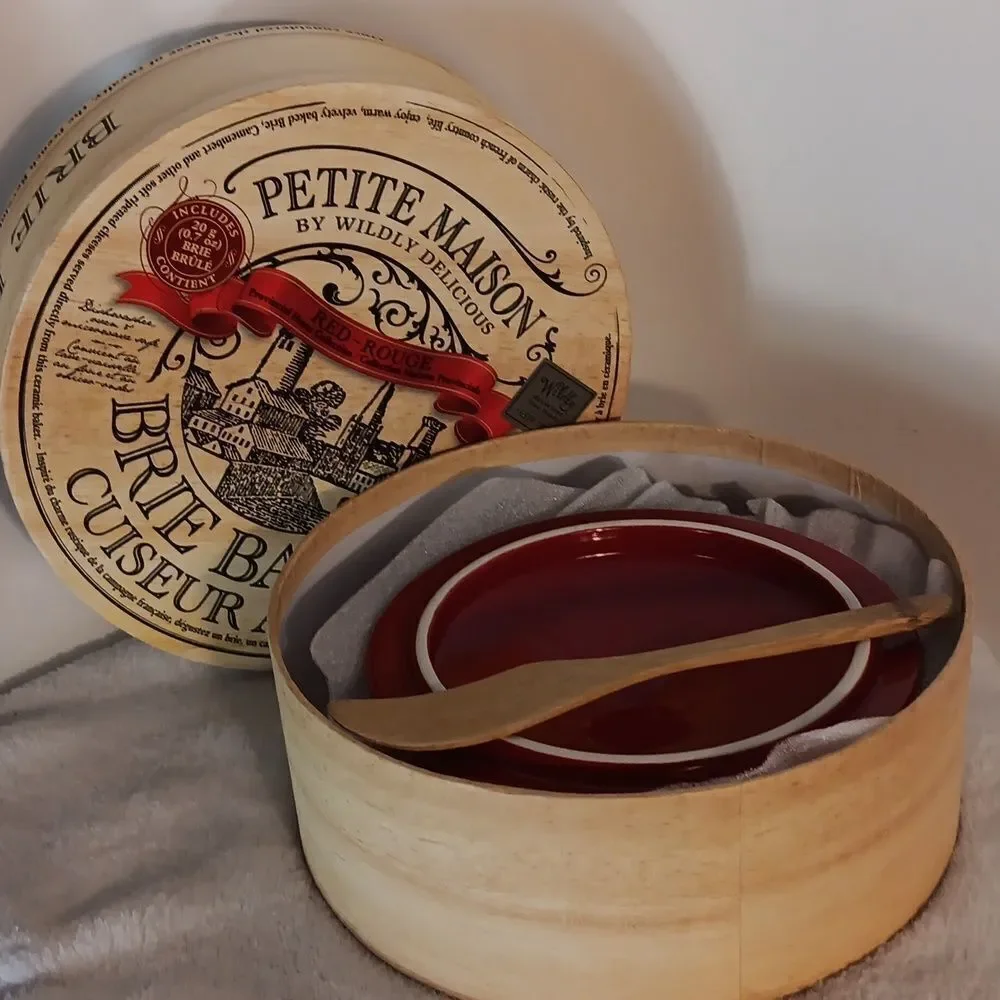 Petite Maison Brie Baker by Delicious - Cream